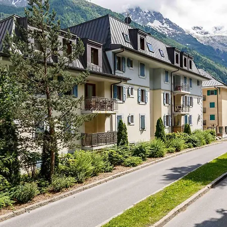Le Paradis 18b - Year Apartament
